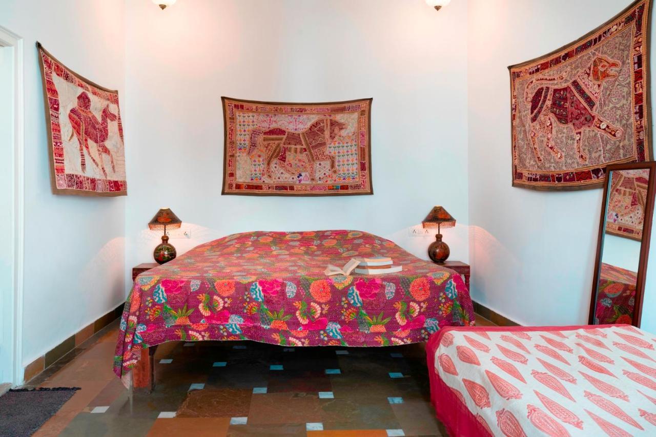 Hotel Hibiscus Udaipur Exterior foto